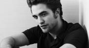 Photo de Robert Pattinson à propos du  film thriller Hold On To Me et publiée le 17 Oct. 2012 à 00:00:00