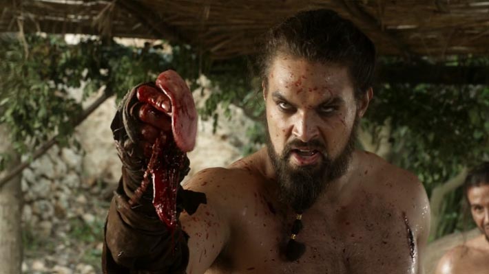 <strong>Jason Momoa</strong> le Roi Khal-Drogo dans Game of Trones